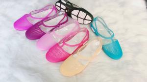 China Flat Beach Women Jelly Sandals Footwear High Quality wholesale