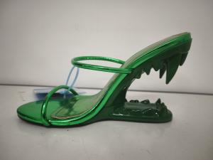 China Slip On Closure Type Womens Pump Heels With Leather Lining Material green wholesale