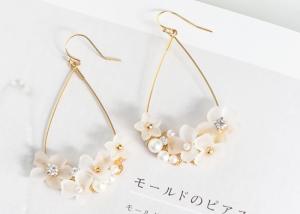 China Ballet Lady Germany Resin Flowers Rhinestone Pearl Silver NCovered with 14K Gold Stud Earring wholesale