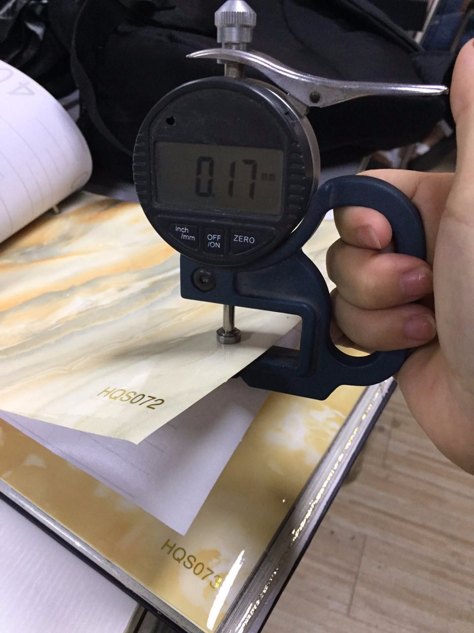 Beautiful Home Decoration PVC 3D Self Adhesive Sticker Wallpaper Marble Roll Roll Size 60cm*10m Free Samples Factor