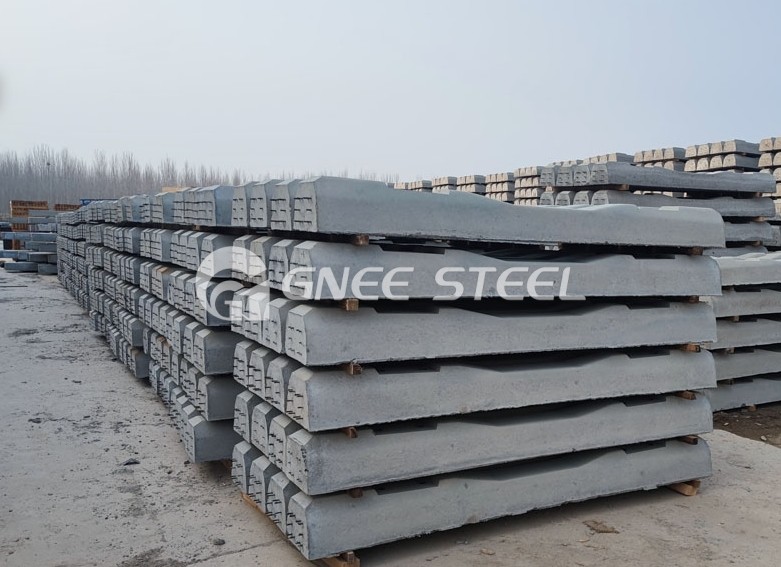 Customized Rail Fasteners And Precast Concrete Sleepers For Railway Tracks