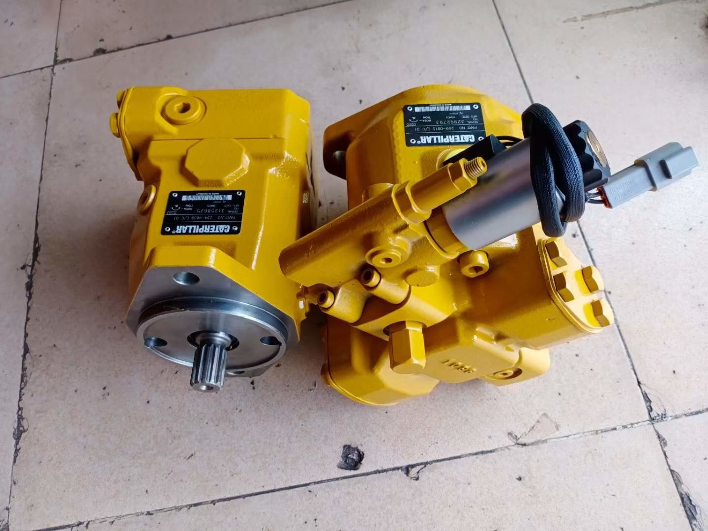 7E-7600 Excavator Main Hydraulic Pump for 568 3512E CB-434C 613B