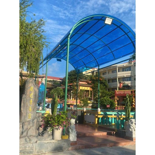 6mm to 10mm Blue Polycarbonate Sheet with Multi-Wall Structure for UV Protection and Diffused and Pleasant Ambient Illumination