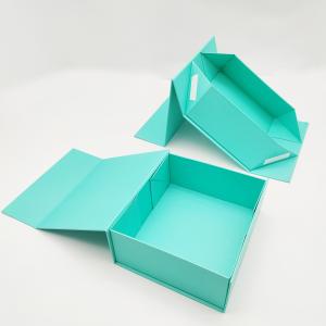 China Green Foldable Magnetic Boutique Gift Box Hard Cardboard Gift Boxes on sale