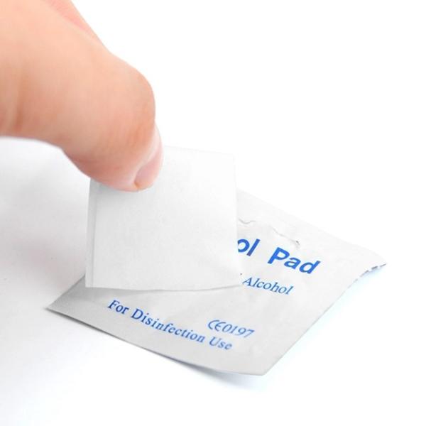 OEM Design Non Toxic Disinfectant Wipes , Soft Sterile Prep Pads