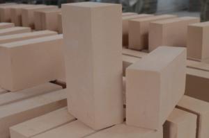 China Red Clay Insulating Fire Brick 230*114*65mm 0.6/0.8 Bulk Density Heat Resistance wholesale