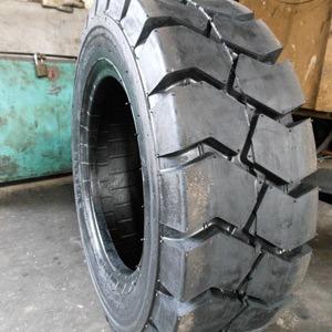 China High Elasticity 28x9 Solid 15 Inch Forklift Tires 4012909000 wholesale