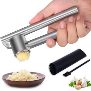 China Garlic Press Mincer Rust Proof 304 Stainless Steel Garlic Crusher &amp; Peeler Set wholesale