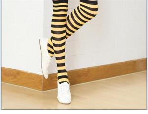 China 2015 Fashion stripe patterned design cozy polyester long stockings for ladies wholesale