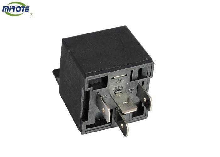 Non Waterproof 12 Volt 40 Amp Relay 4 Pin With Backrest For Universal Cars MR524999 V23134-B52-X464