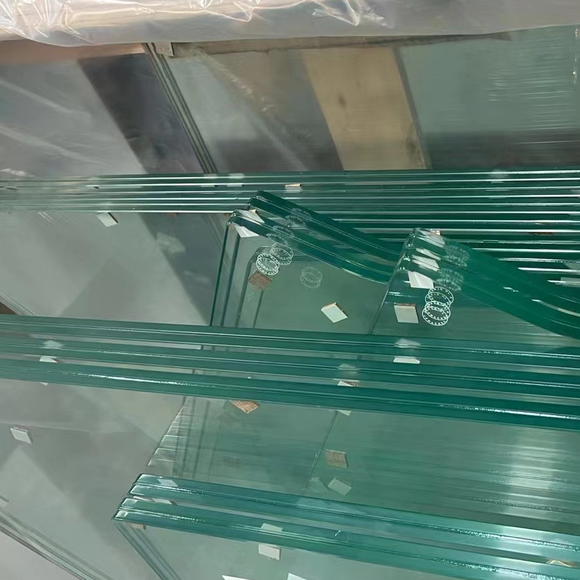 Oversize Flat Curved Laminated Tempered Glass Ultra High Architectural Glass For Hotel Airport Lobby