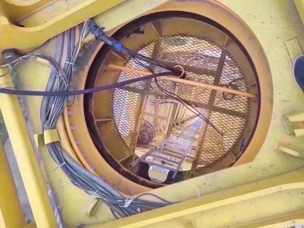 Zoomlion Flat Head Tower 18 Years, at Any Time to Dismantle The Machine to Sell Equipment