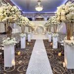 Hot sale gold metal flower stand with acrylic white pedestal for wedding aisle