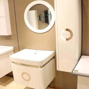 China Custom Circular Mirror PVC Bathroom Cabinets Ceramic Integrated Basin wholesale
