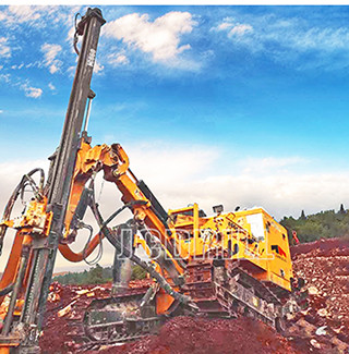 Heavy Duty 63Kw Rock Drill Rig Crawler Mounted Hydraulic Dth
