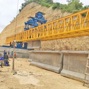 China Truss Type Launching Crane 50M Highway Railway Construction wholesale