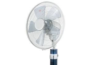 China Digital Quiet Pedestal Fan For Bedrooms Figure Eight Oscillated 3 Speed With Plastic Blades wholesale