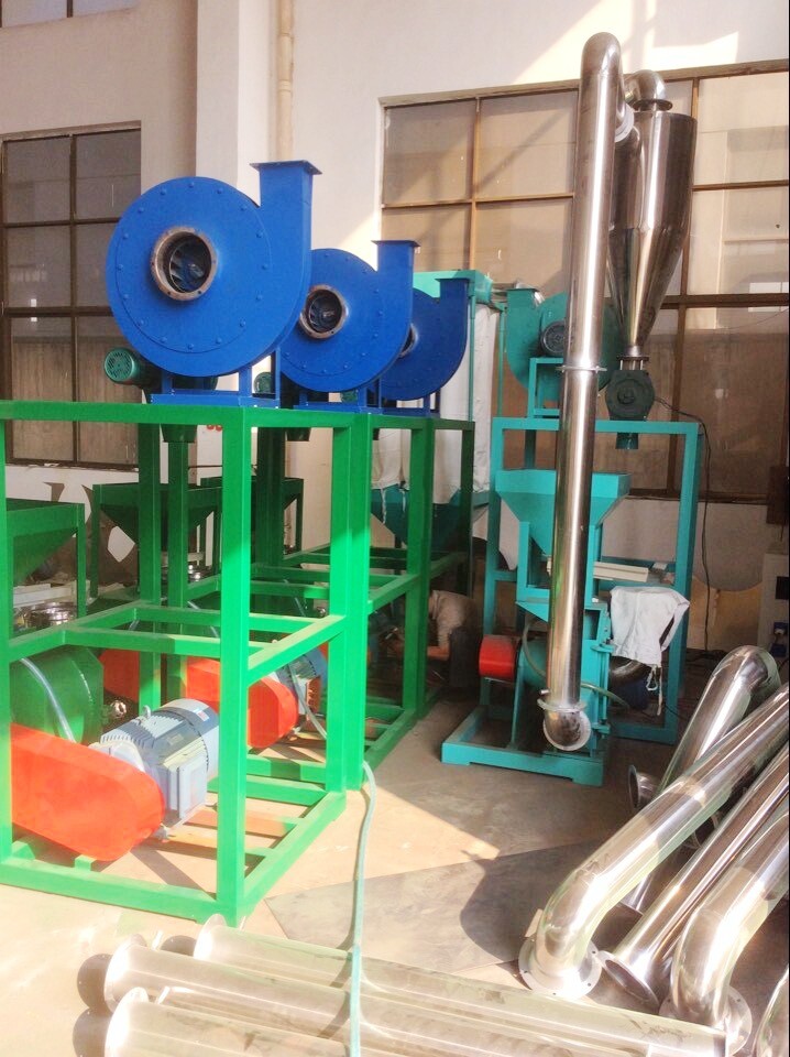 Ultrafine SKD11 PE pulverizer with dust bag 100 mesh energy saving 3000rpm