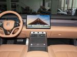 Model Vehicle 601km Range 83.2kWh Battery Capacity AWD Fast Charging Sunroof