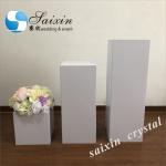 Hot sale gold metal flower stand with acrylic white pedestal for wedding aisle