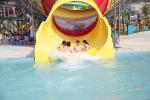 Water Park Equipment Super Tornado Water Slide Above Ground Pool Waterslide