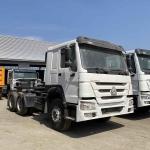Sinotruk Howo Truck Tractor 6x4 Used Head Tractor Truck 6800 kg GVW Automatic