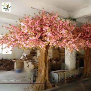 China UVG CHR08 wedding planning use fiberglass large artificial cherry blossom trees for sale wholesale