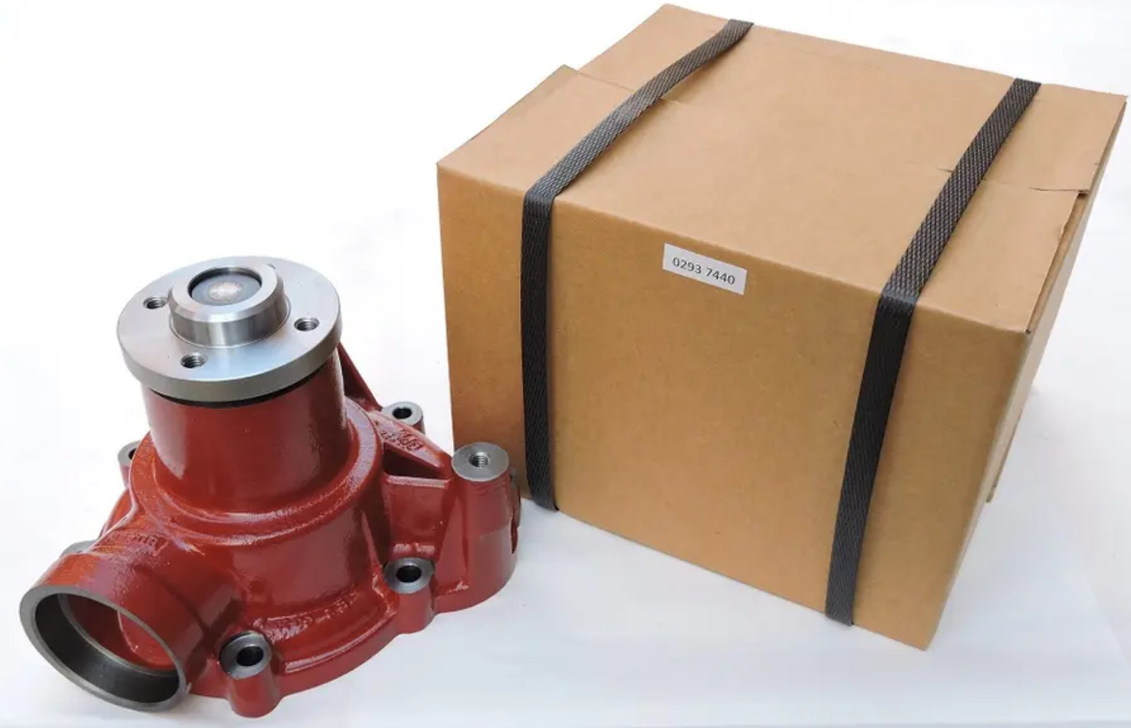 BF4M1013 Deutz Engine Parts Water Pump 02937440 20726077 04256853