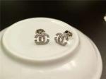 Logo Earrings in 18K Yellow Gold with Dropping Pearl Fashion Lady Jewelry Global