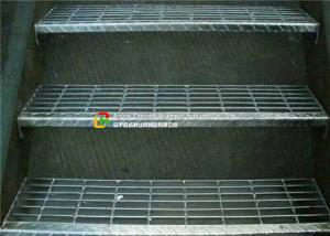 China Outdoor Metal Grate Stair Treads , Galvanized Metal Step Treads Checkered Nosing wholesale
