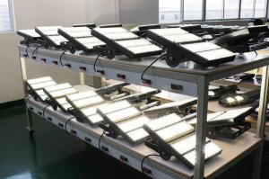 China Bridgelux Tunnel Led Lighting , High Lumen Warm White Led Flood Light IP65 200w wholesale