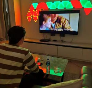 China Atmosphere Triangle LED Lights Multicolor Triangle RGB Wall Lights 80m wholesale