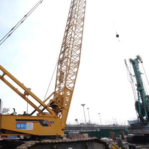 China 30 Meters Jib 150T Crawler Crane 90 Meters Lifting Height For Heavy Lifting wholesale