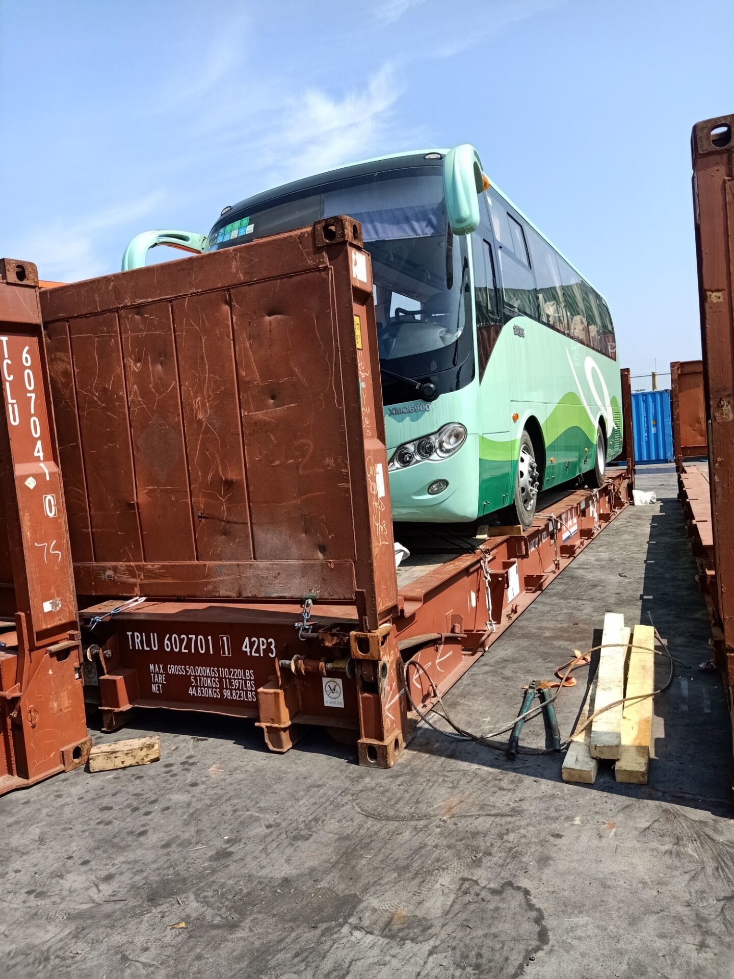 Used Tour Bus Kinglong XMQ6900 39 Seats Left Steering Single Door Steel Chassis Low Kilometer Used Passenger Bus