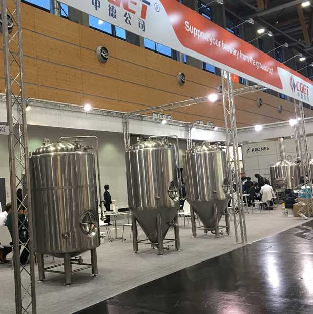 Stainless Steel Turnkey Microbrewery Equipment Microbrewery Tanks Electric Heating