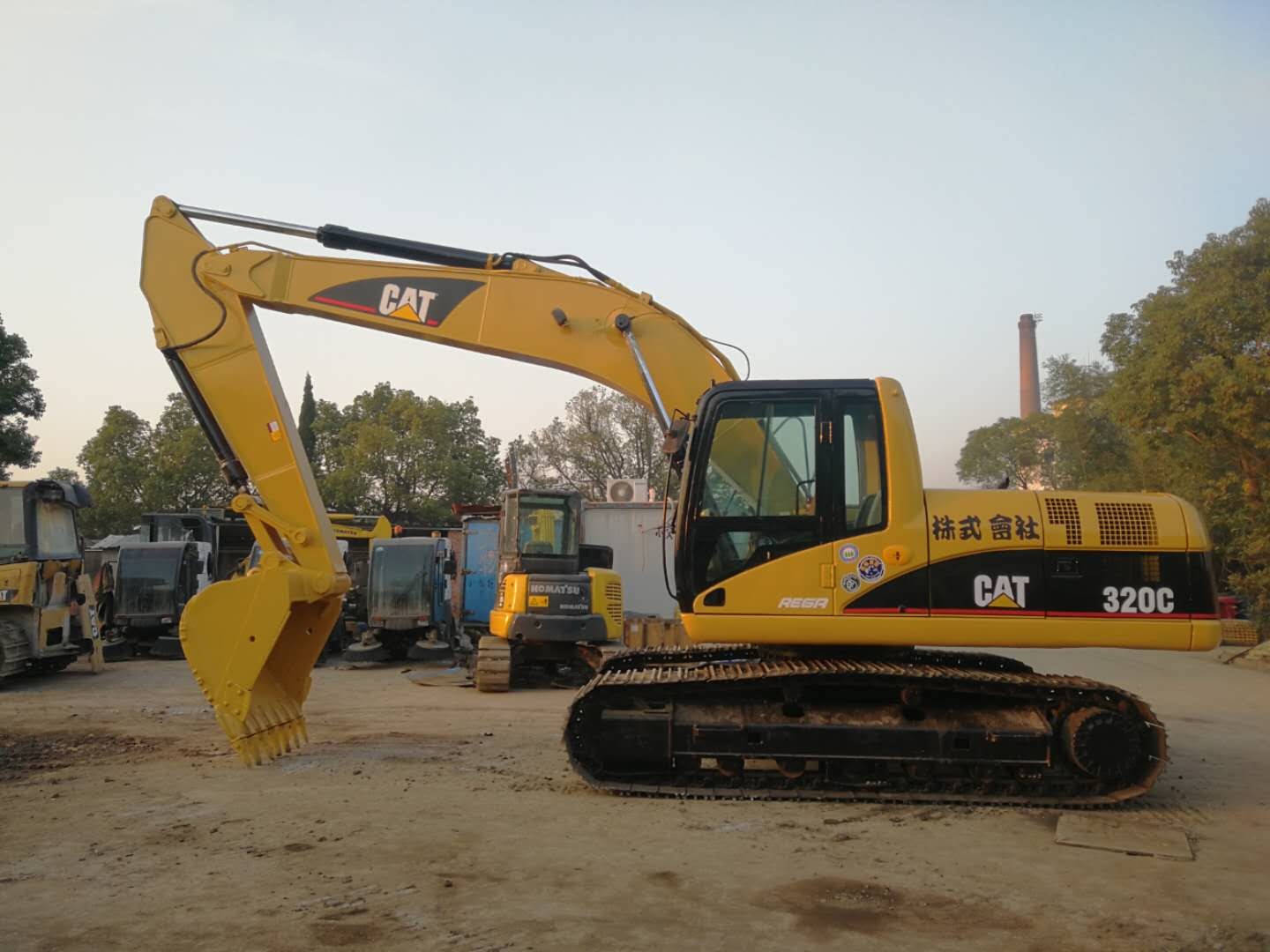 Used Caterpillar Excavator CAT 320C Secondhand 20ton Crawler Digger