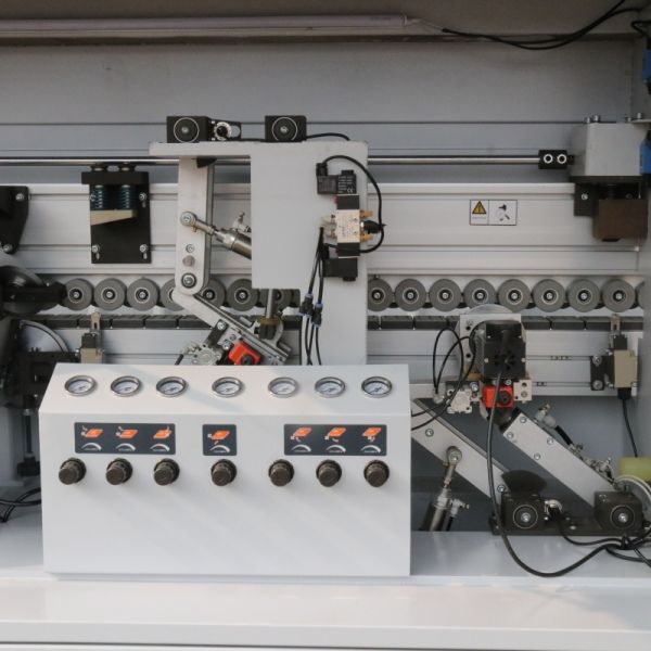 High Speed Full Automatic Edge Banding Machine Corner Rounding CNC Edge Banding Machine