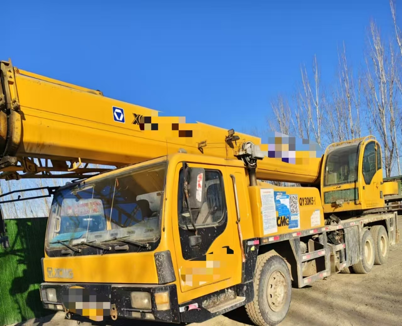 2009 Used XC MG Mobile Truck Crane 25 Tons, Crane Jib length 39.5 meters