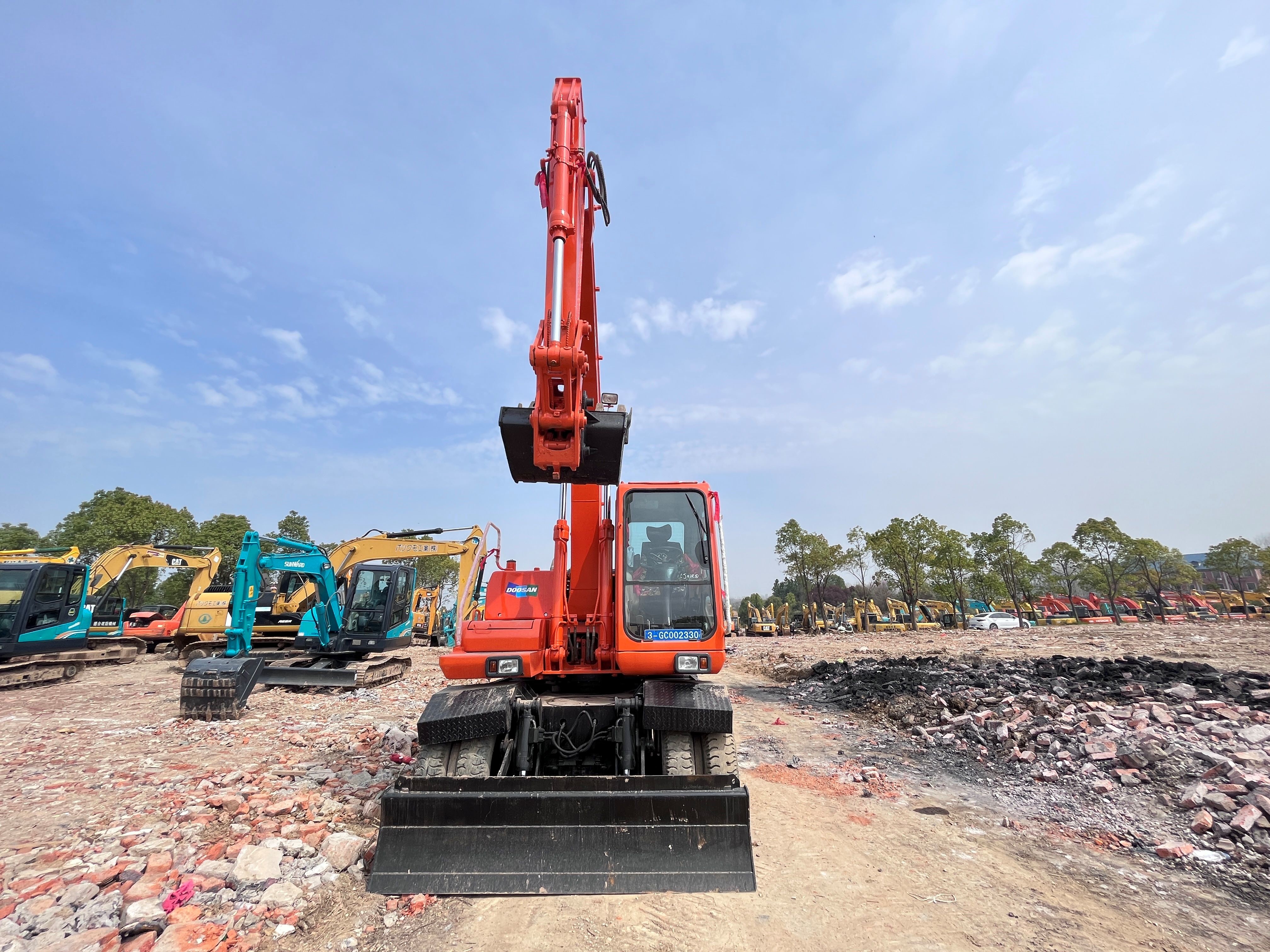 Used Doosan DH150W-7 Excavator Original Japan Industrial WHEEL Excavator For Family , Hydraulic , Second Hand