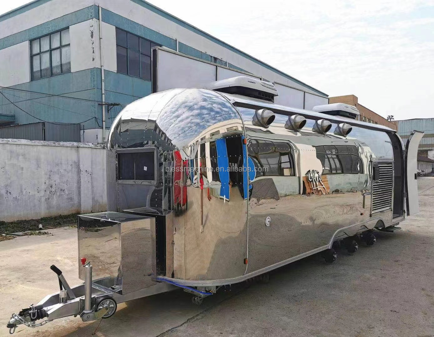 Chinese Manufacturers Offer Stainless Steel Mini Food Truck for Snack Food Business