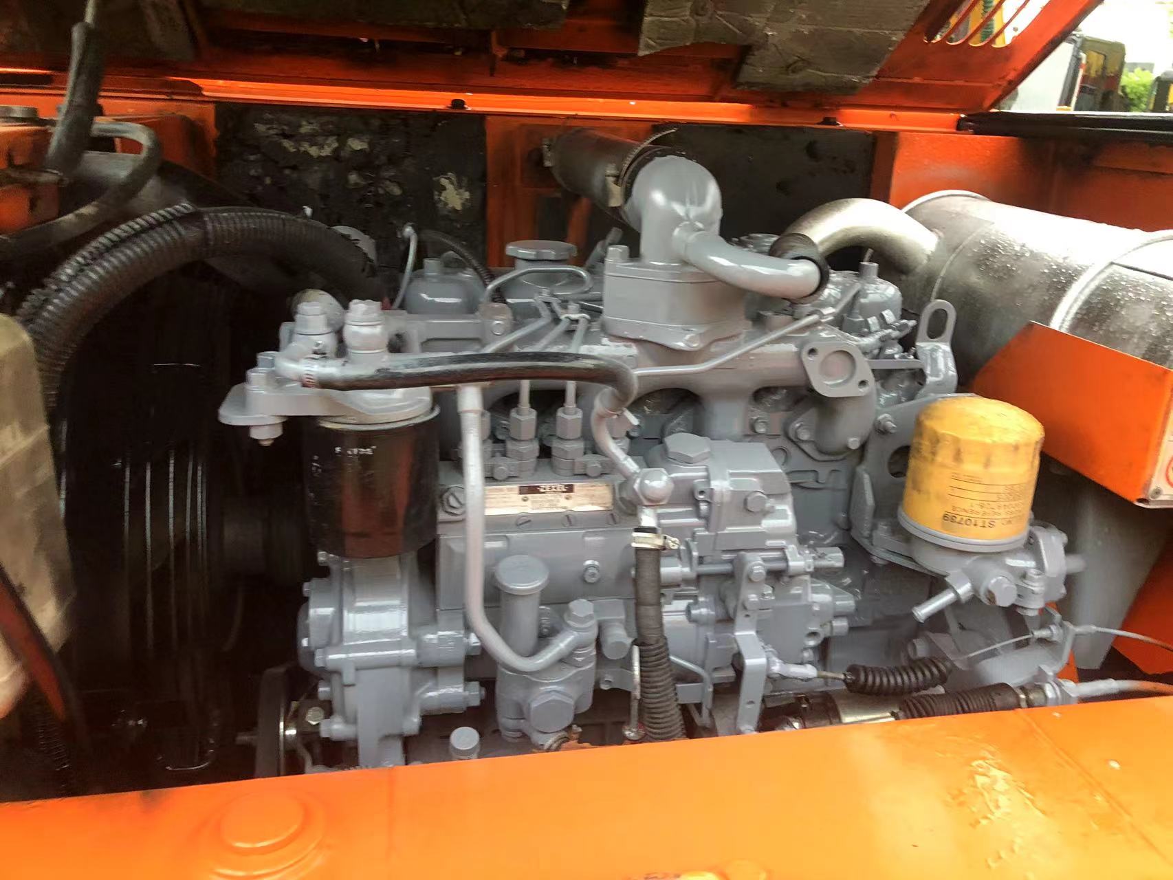 Used Hitachi zx60 6 ton Mini Excavator with Original Hydraulic Valve in Good Condition