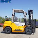 Japan Shimadzu Hydraulic System 3 Ton Forklift with Water Proof Overhead Guard