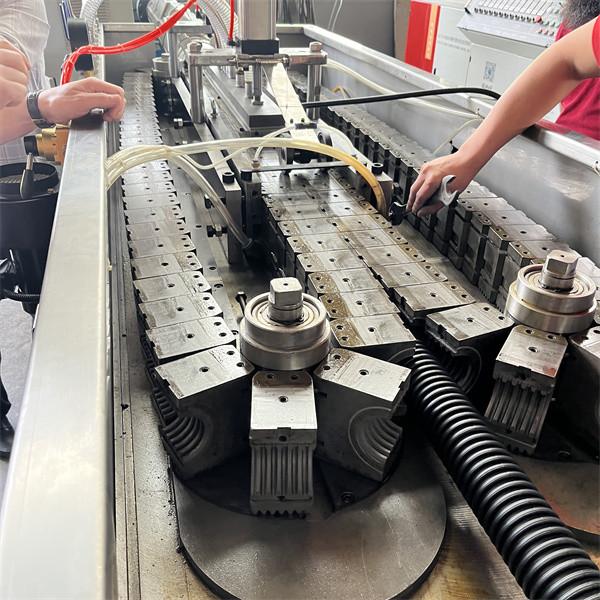 Double Wall Pipe Extrusion Machinery , Plastic Corrugated Pipe Extrusion Line