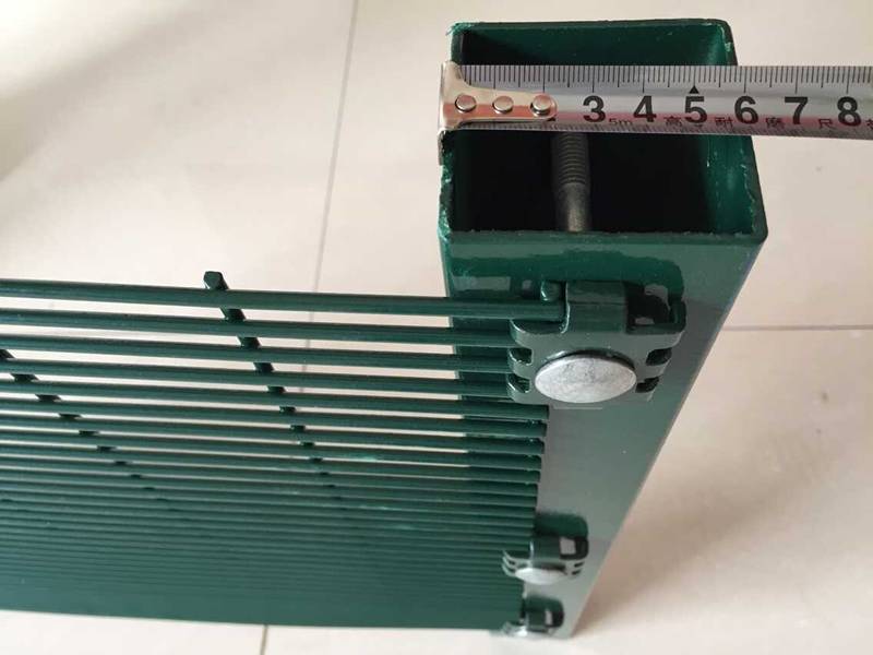358 mesh fence