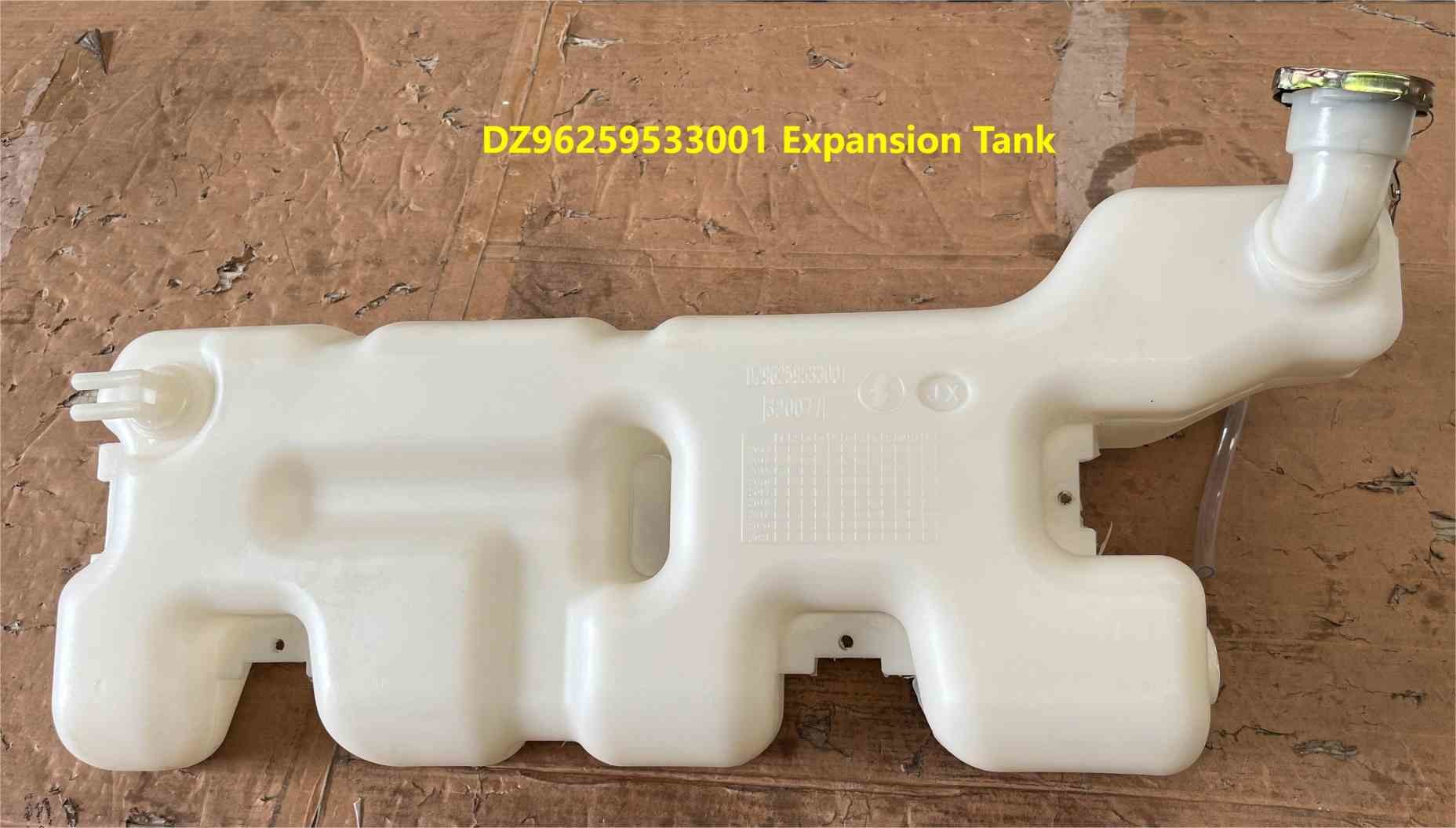 Cooling Expansion Tank DZ96259533001 Shacman Truck Parts
