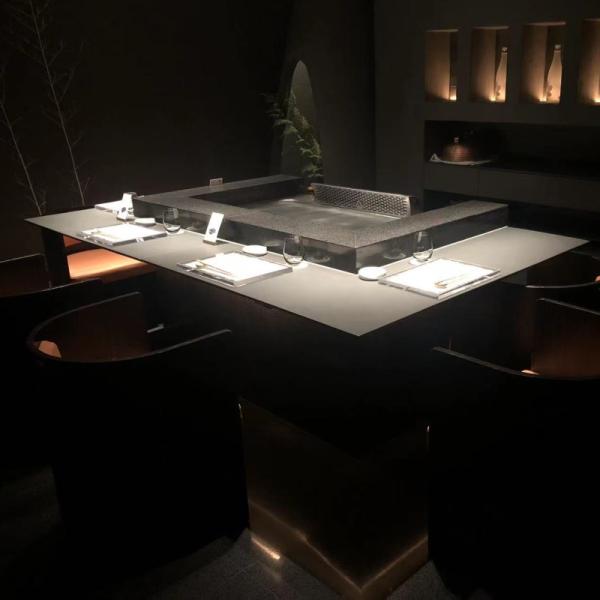 Light Color Rectangle Semi-Circular Oval Teppanyaki Grill Table 6-12 Seat Hibachi Table