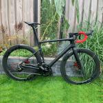 700C Fully Hidden Cable Road Bikes Full Carbon Fiber