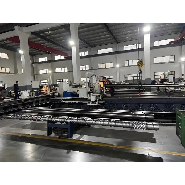 Bimetallic Injection Screw Barrel Custom Plastic Machine Replacement Parts