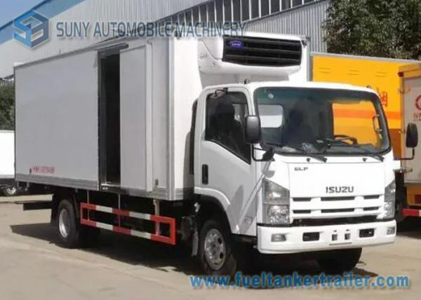 Quality 139 kw / 190 hp ISUZU 700p refrigerated delivery truck Load  10 T fridge truck hire for sale