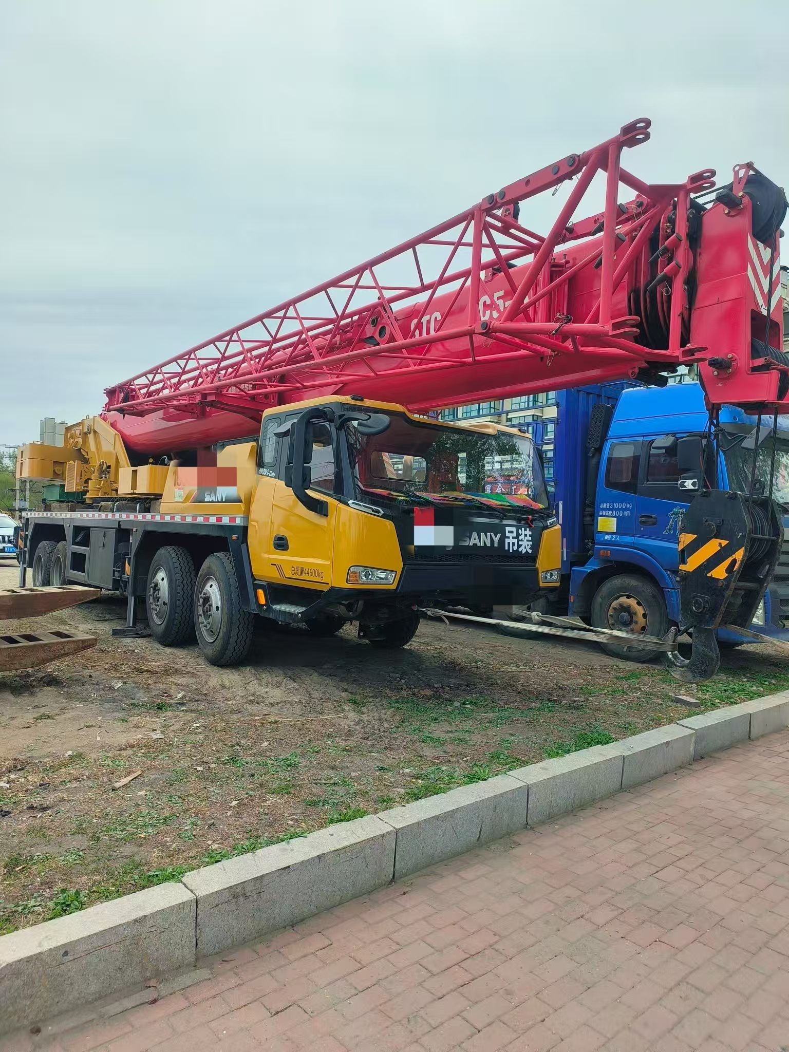 2023 Used SANY Mobile Truck Crane 55 Tons With YUCHAI Engine And 5 Crane Jib